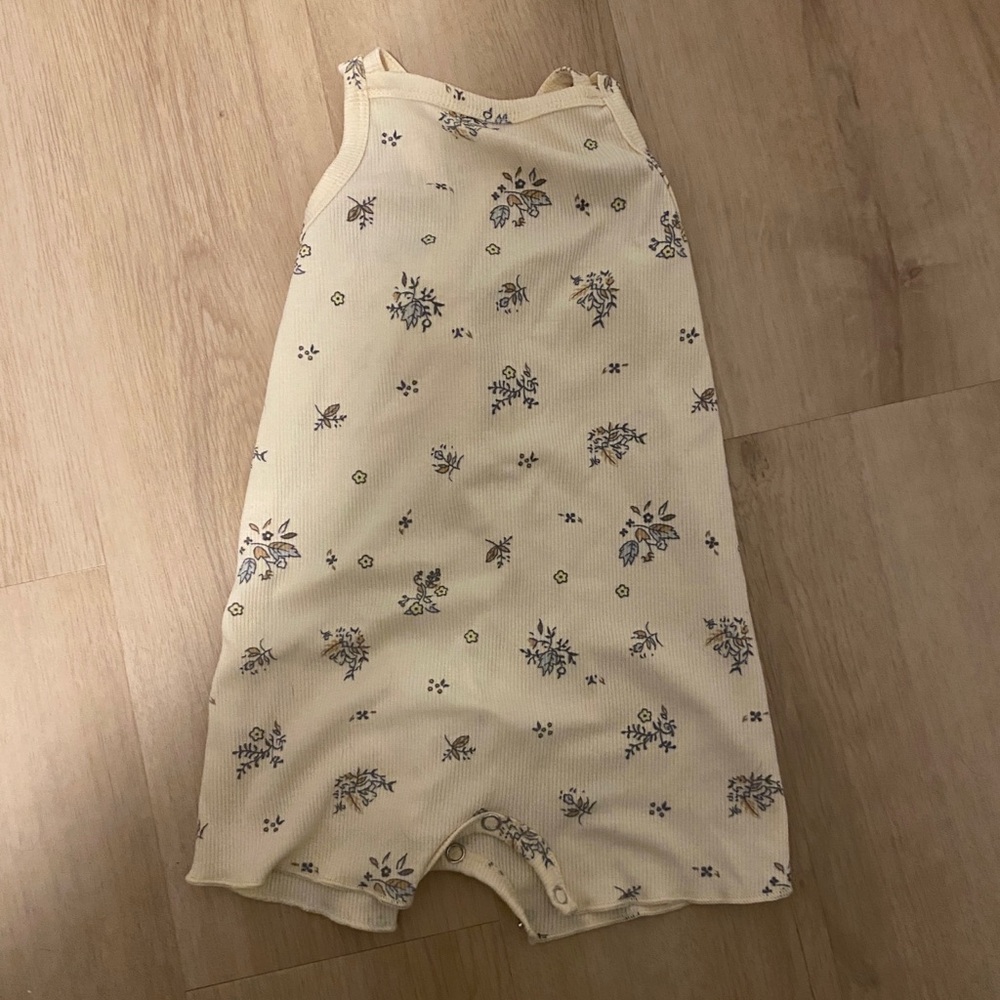 Baby romper - Picture 2 of 2